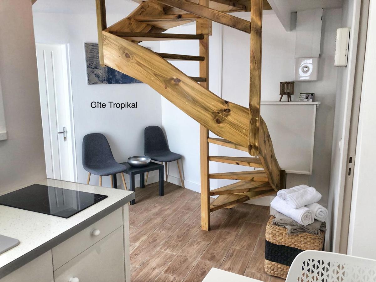 Residence O Coeur De Deshaies Appartements Exotik Et Tropikal Екстериор снимка